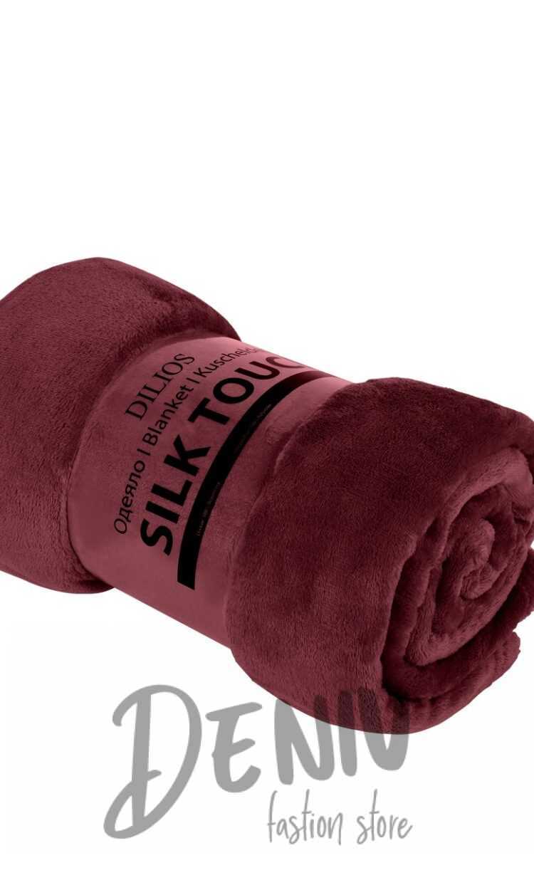 Меко и топло одеяло Silk Touch бордо